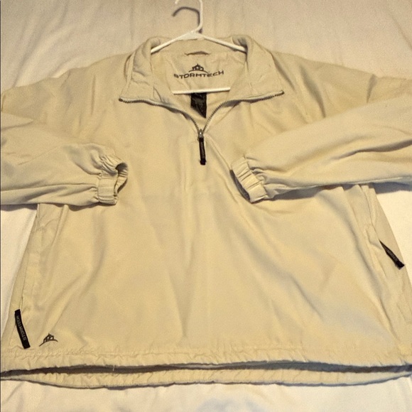 Stormtech Other - Stormtech Beige Jacket with Mesh Lining